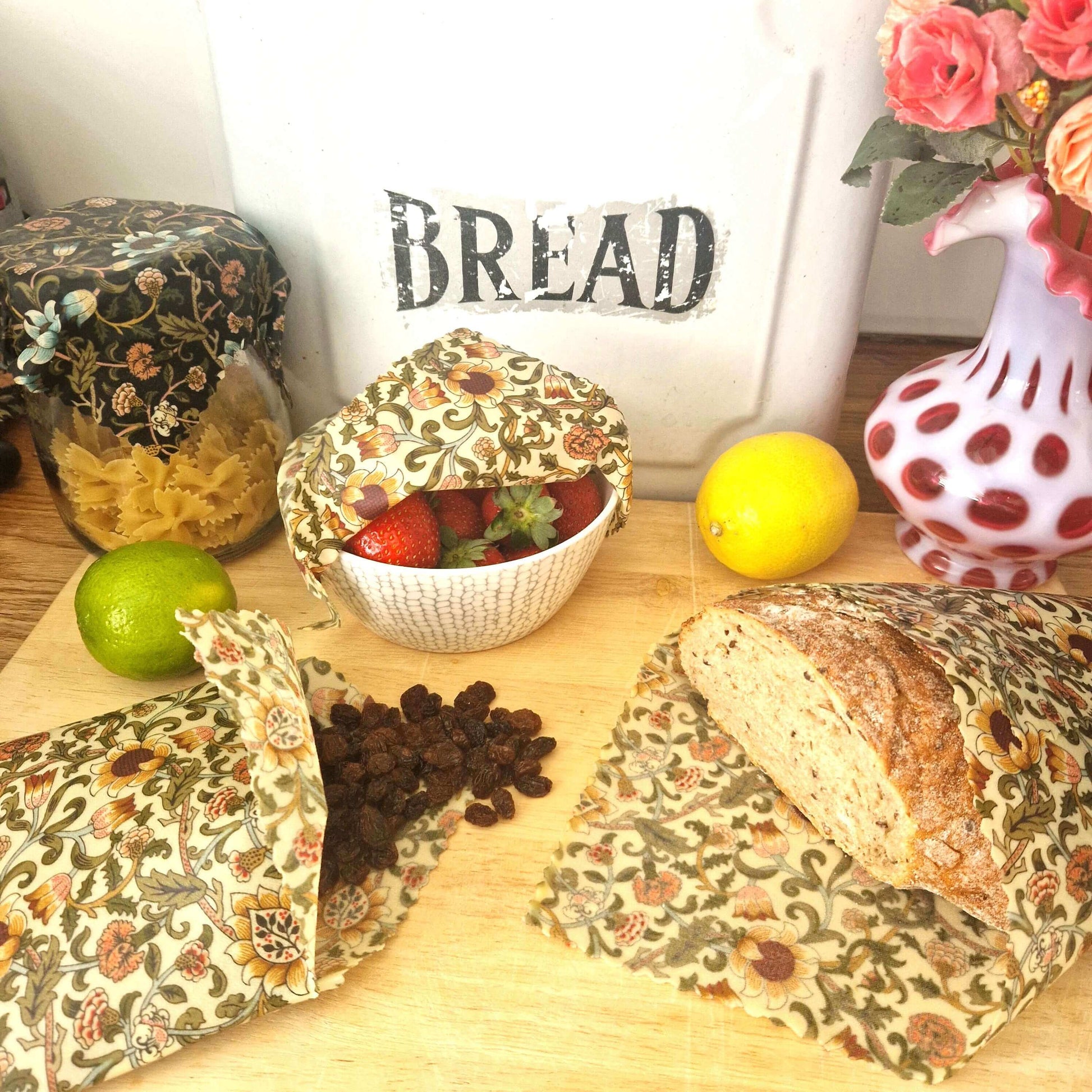 *British Beeswax Set of 3 Handmade Beeswax Wraps | William Morris Evenlode Natural-3