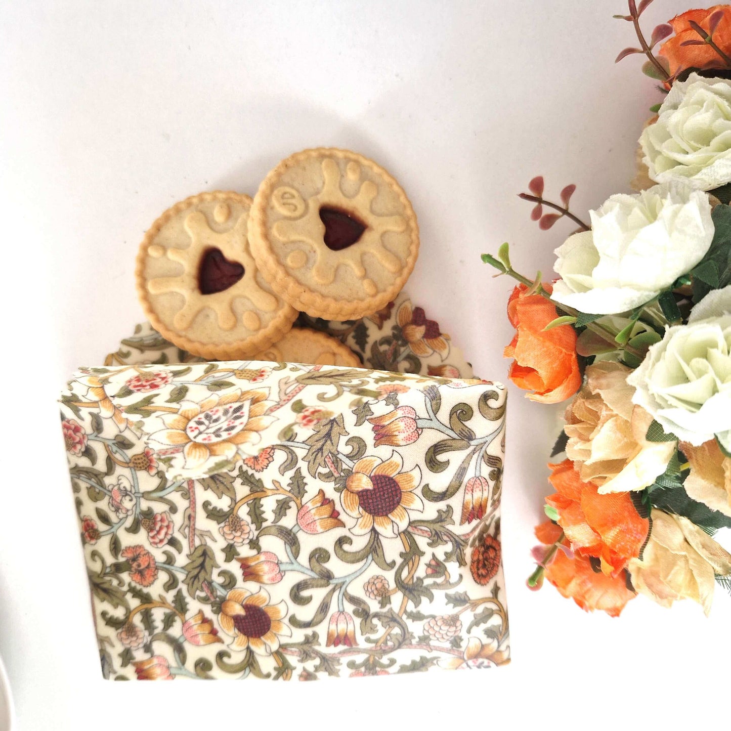 *British Beeswax Set of 3 Handmade Beeswax Wraps | William Morris Evenlode Natural-2