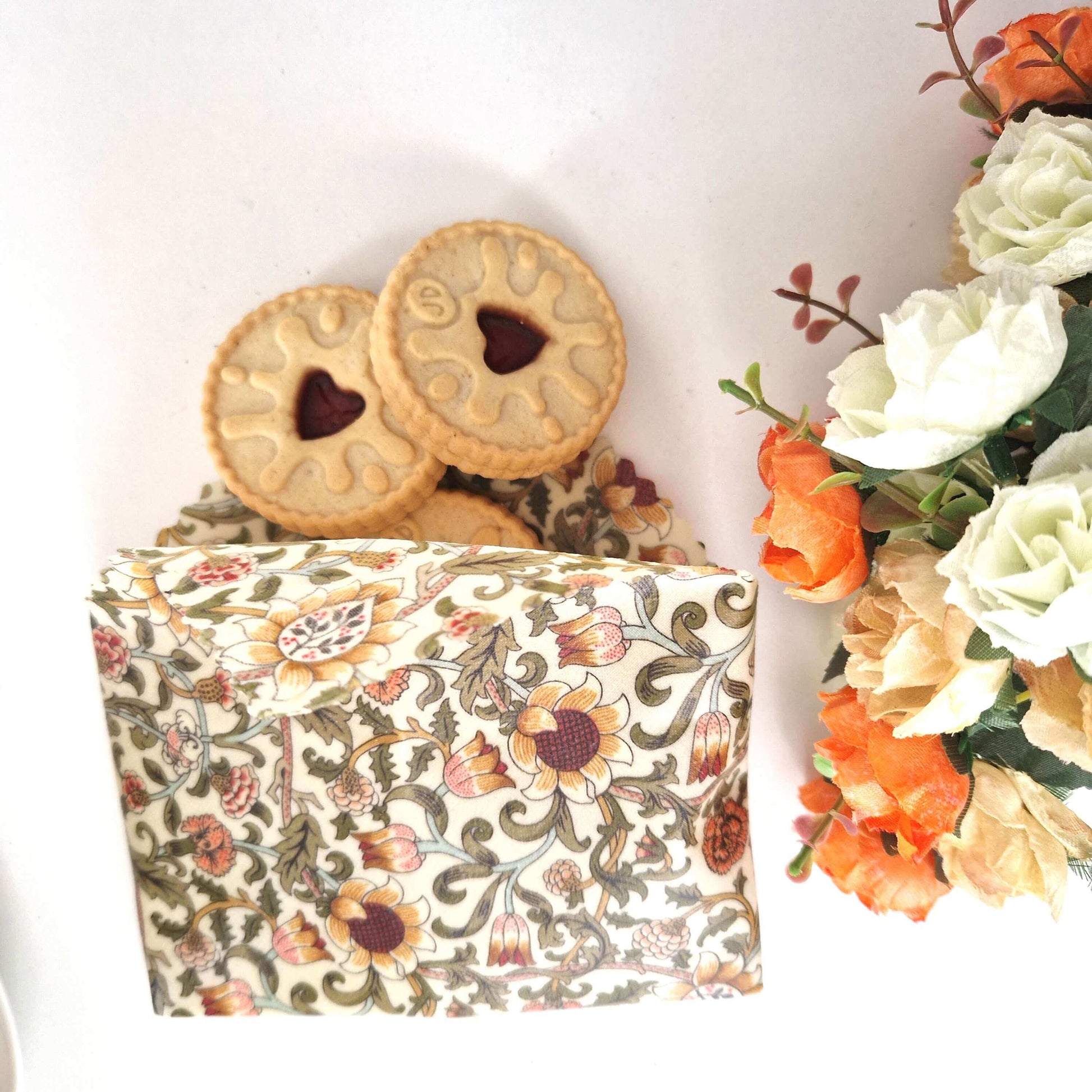 *British Beeswax Set of 3 Handmade Beeswax Wraps | William Morris Evenlode Natural-2